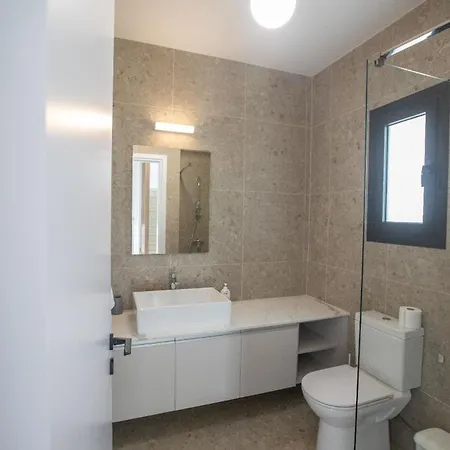 度假居 Haus In Paralimni Mit Doppelveranda *