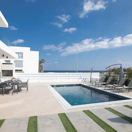 Haus In Paralimni Mit Doppelveranda * Protaras